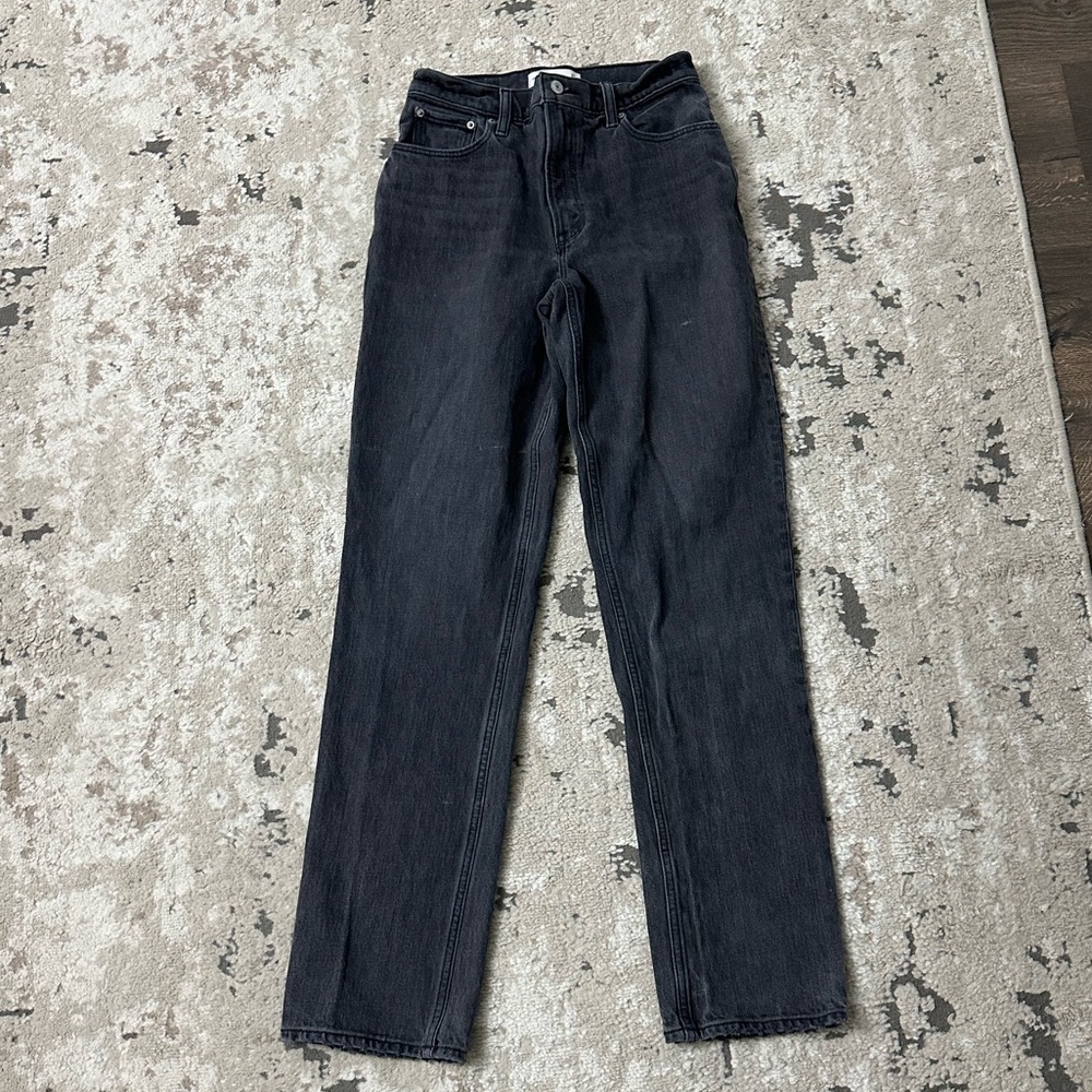 Abercrombie & Fitch The 90s Straight Ultra High Rise Jeans Size 4 Long